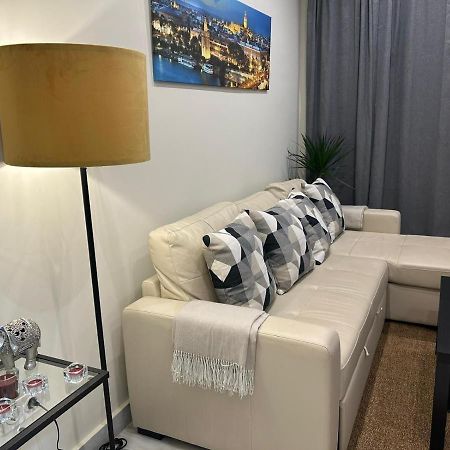 Apartamento Fibes-Congresos Parking Gratis Sevilla Exterior foto